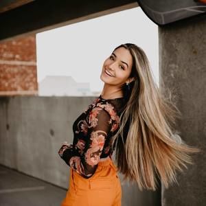 Meet your Posher, Natalia